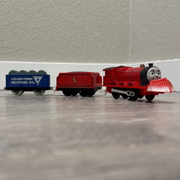 Trackmaster Snow Clearing James with Tenders - Works! - Picture 2 of 11